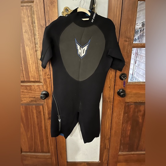 Wetsuit Men’s XXL - Picture 2 of 3
